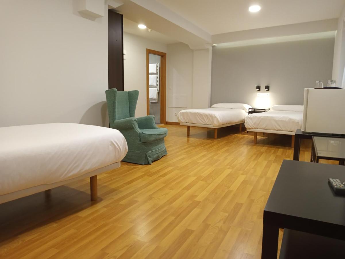 Pension Begona - Centro Ciudad Bilbao Ruang foto